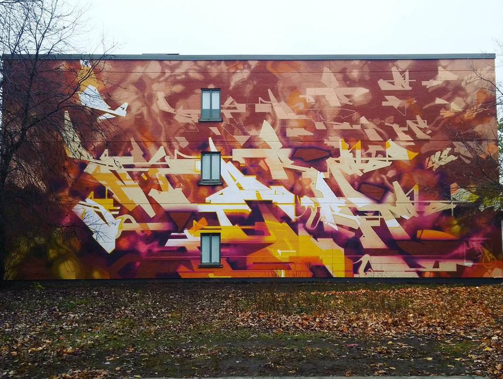Murale située au 5700, boulevard Saint-Laurent